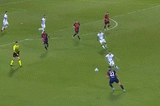 开云-【意甲】劳塔罗双响+中柱 国际米兰3比1胜仍落后2分