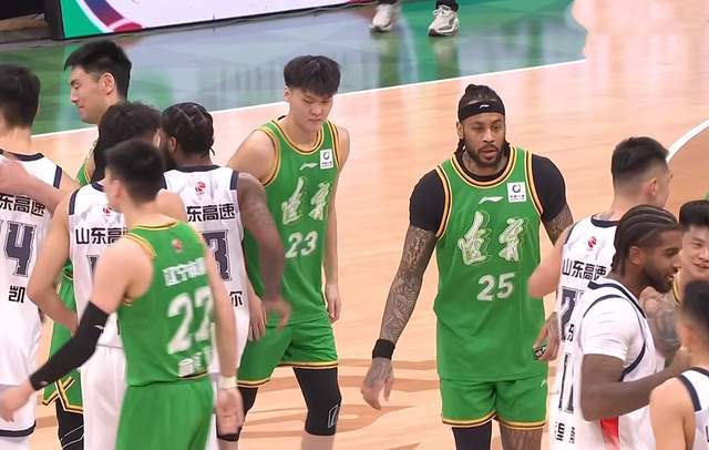 开云网页版-送辽宁三连败，山东男篮苦战获胜 高诗岩14+5抢断赵继伟 打出士气