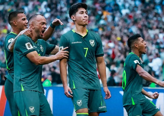 开云下载-2-1！亚洲第9队挺进世界杯，为这一刻等待了40年，跟法国挪威同组|伊拉克|玻利维亚|附加赛|男足|洲际附加赛_新浪体育_新浪新闻