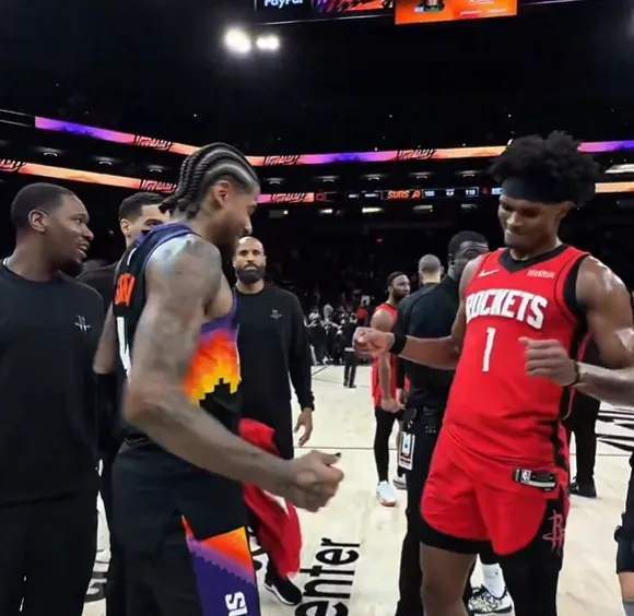 开云-满满爱意！杰伦-格林赛后与阿门、申京、范弗利特一一拥抱